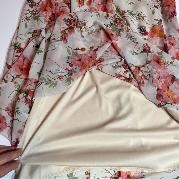 Wild Daisy Maxi Strapless Floral Dress - Picture 5 of 15